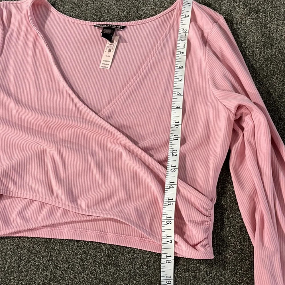 Victorias Secret faux wrap top.NWT size XL - Picture 2 of 4